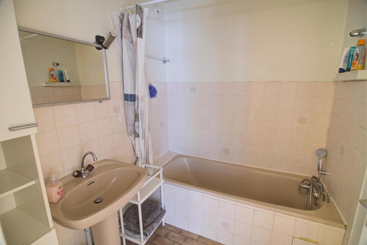 DESIGN APARTMENT Near GENEVA - Housity