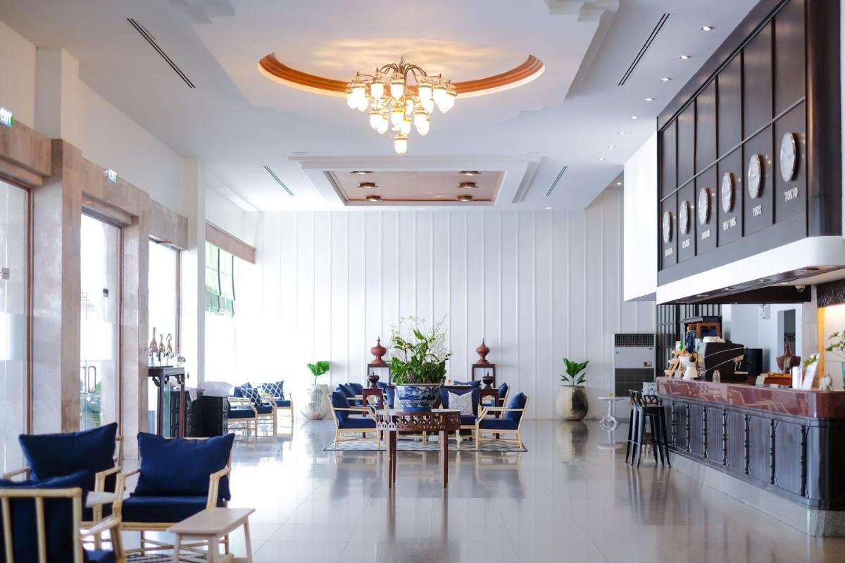 Suitetrails - La Mai Hotel