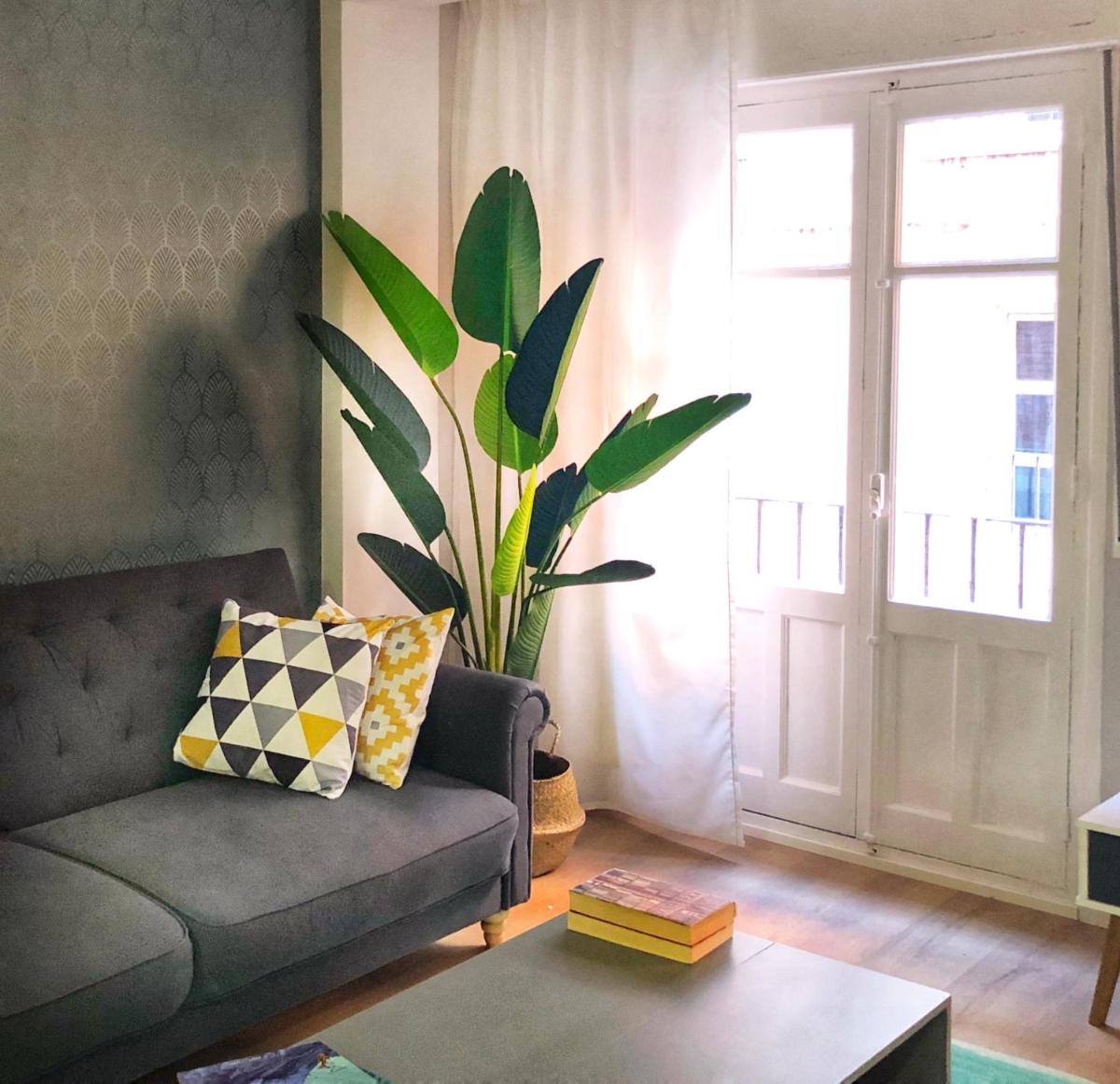 Apartamento en pleno centro al lado Catedral. WIFI. - Housity