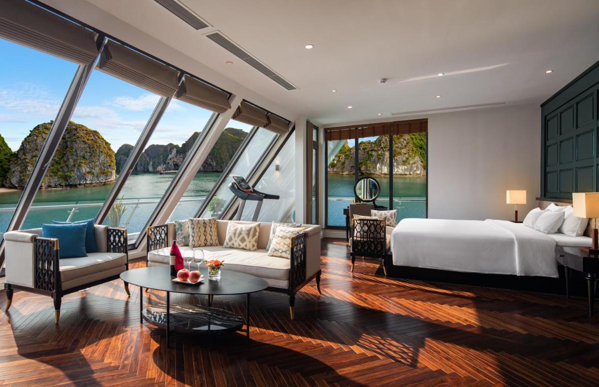Stellar of the Seas Cruise - Housity