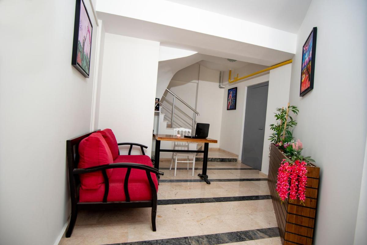 Arney Suites - Housity