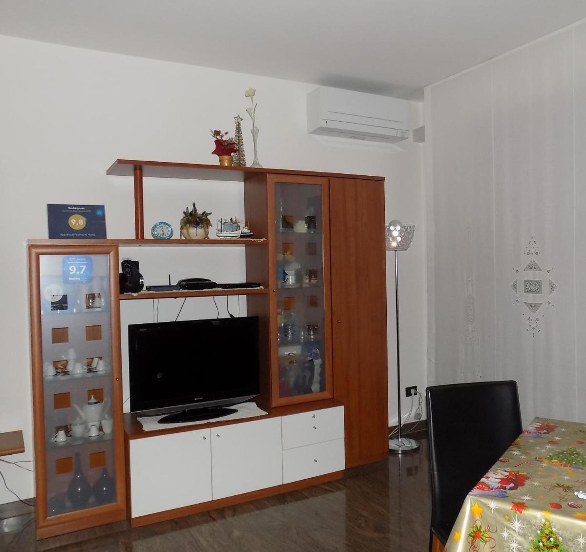 Aparthotel Feeling at Home - Housity