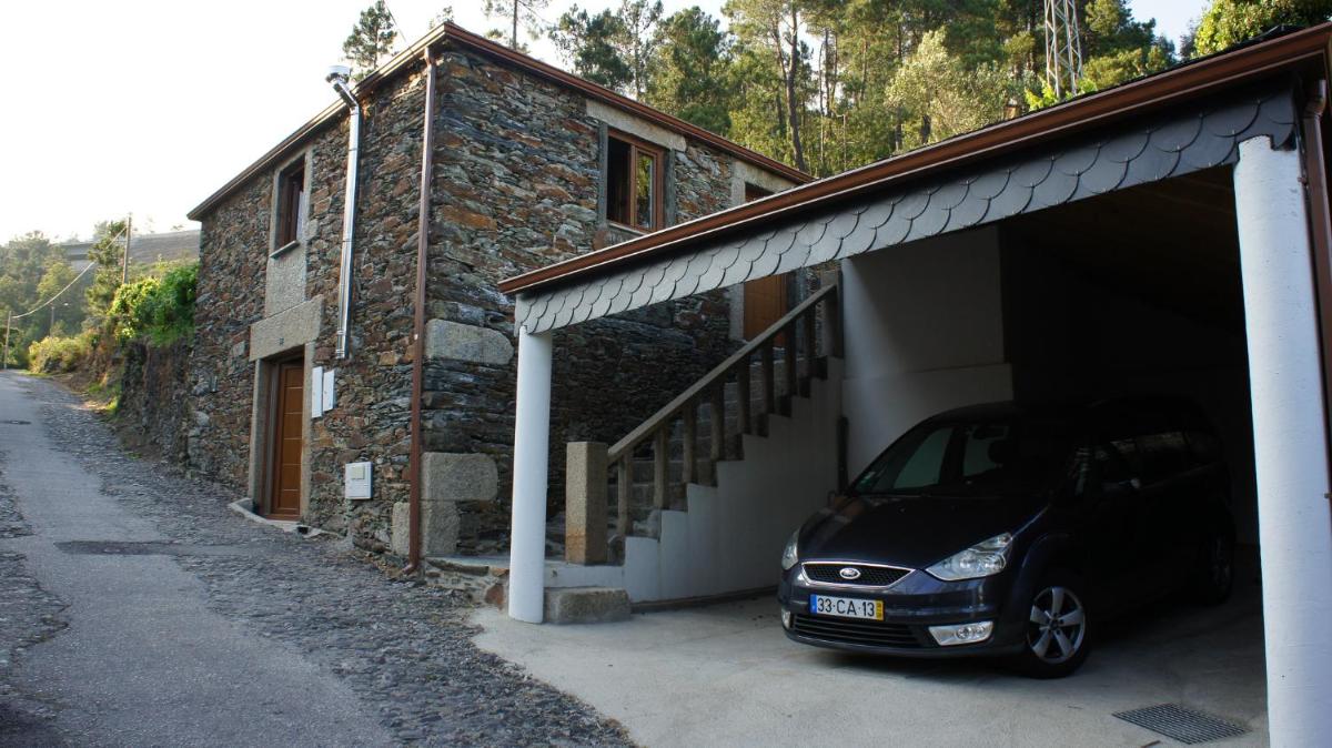 "Casa do Avô Armindo" Mountain Experience - Housity