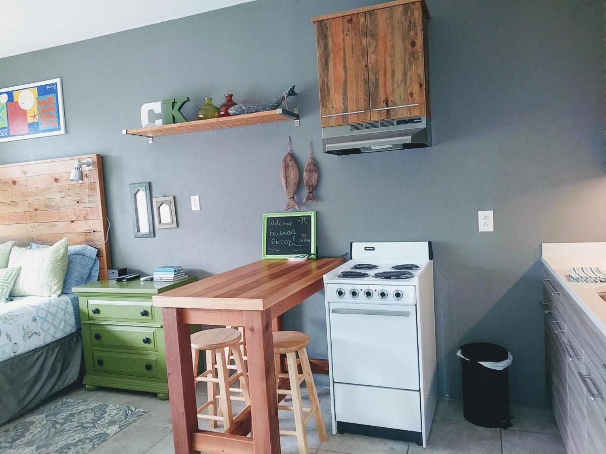 Beach Getaway I at Belleview - Housity