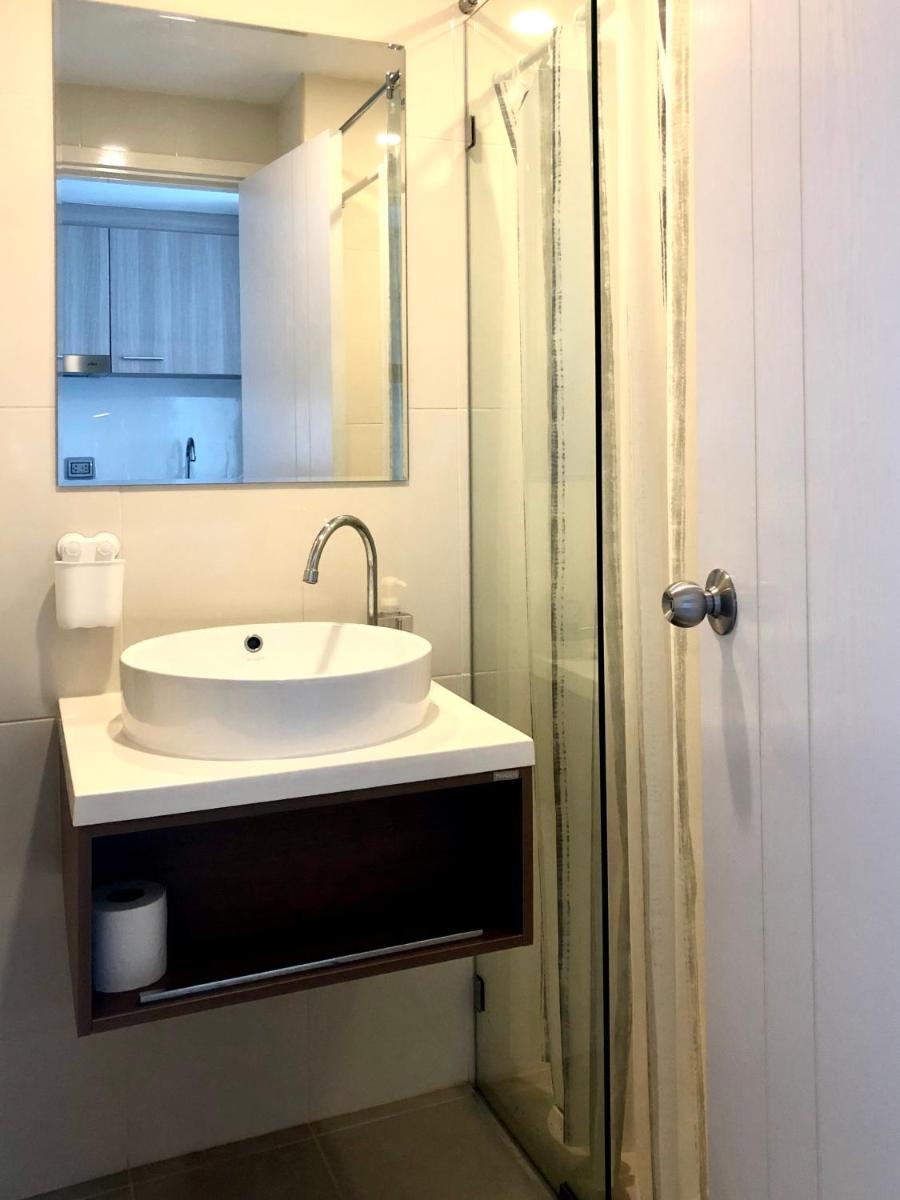 Cozy SeaSaran - Housity