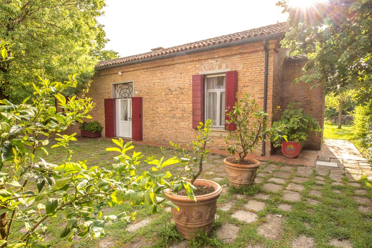 Splendido casale immerso nella natura - Housity