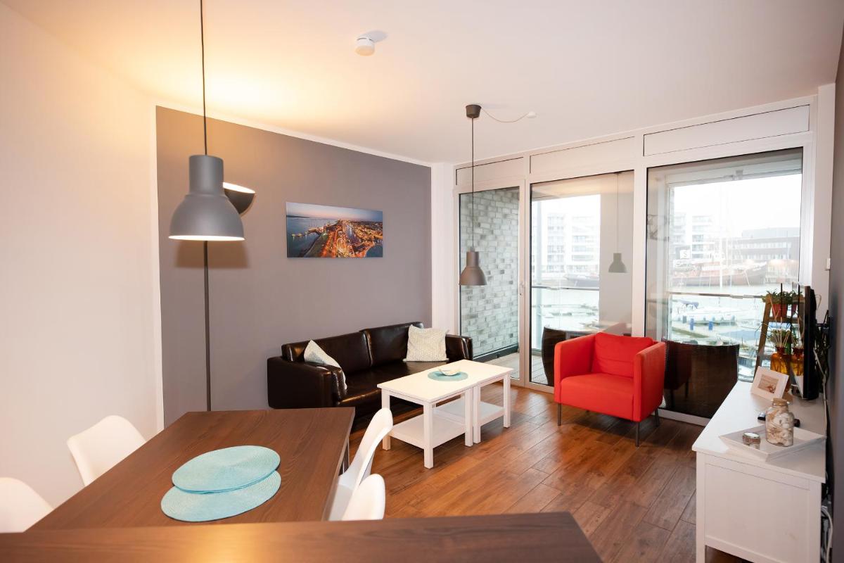 Moderne Ferienwohnungen zwischen Weserdeich und Yachthafen - Housity