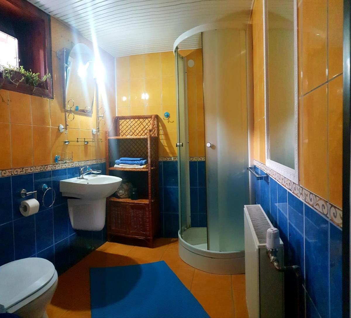 Pension Casa Aurora - Housity
