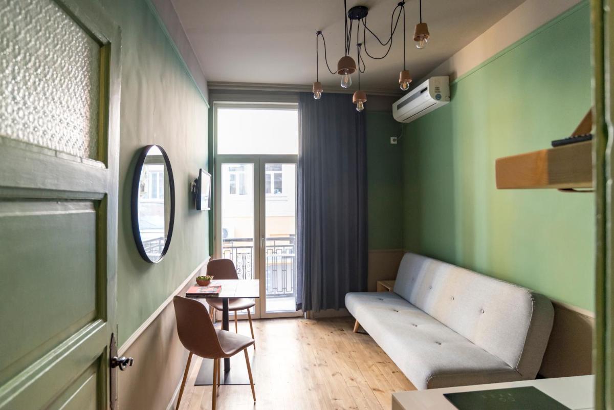 Suitetrails - Beautiful best location apartment Green Mouse
