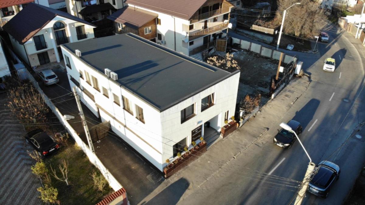 Academia De Arhitectura - Housity