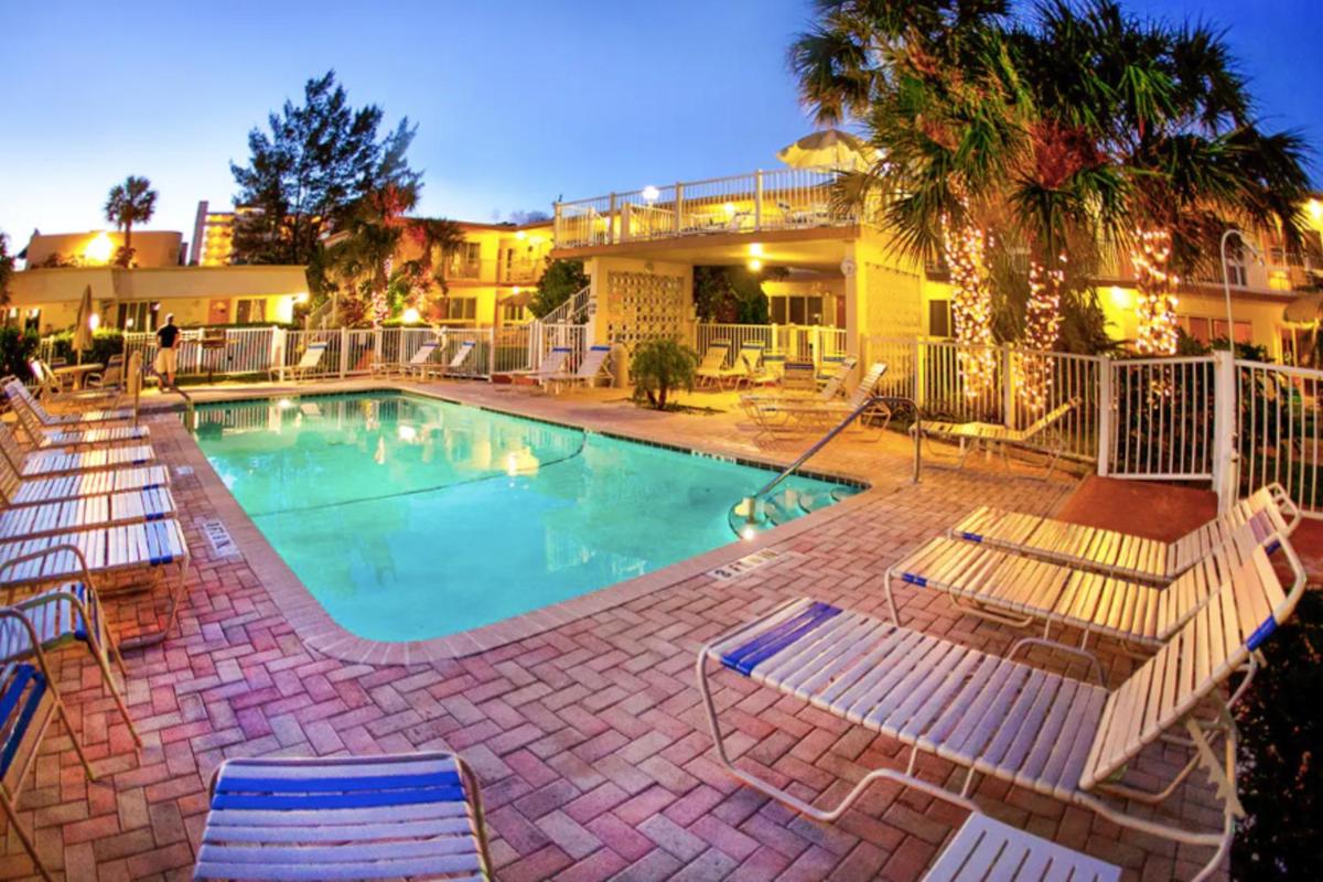 Floranada Condos - Housity