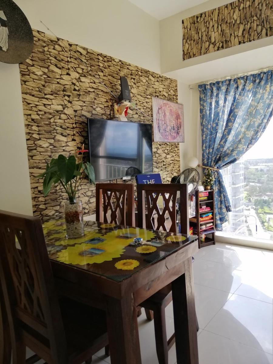Tagaytay SMDC Wind Residences Vacation Home - Housity