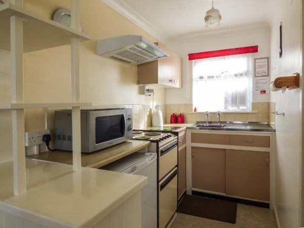 The Beach Road Chalet Park, no 107 - Housity