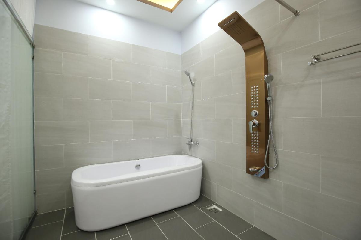 Tina 2 Hotel - Housity