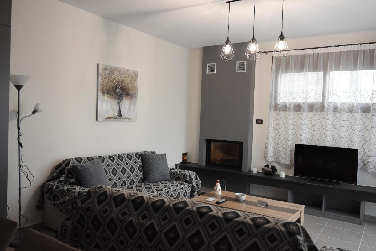 Katsaros - Elegant Home in Nafplio - Housity