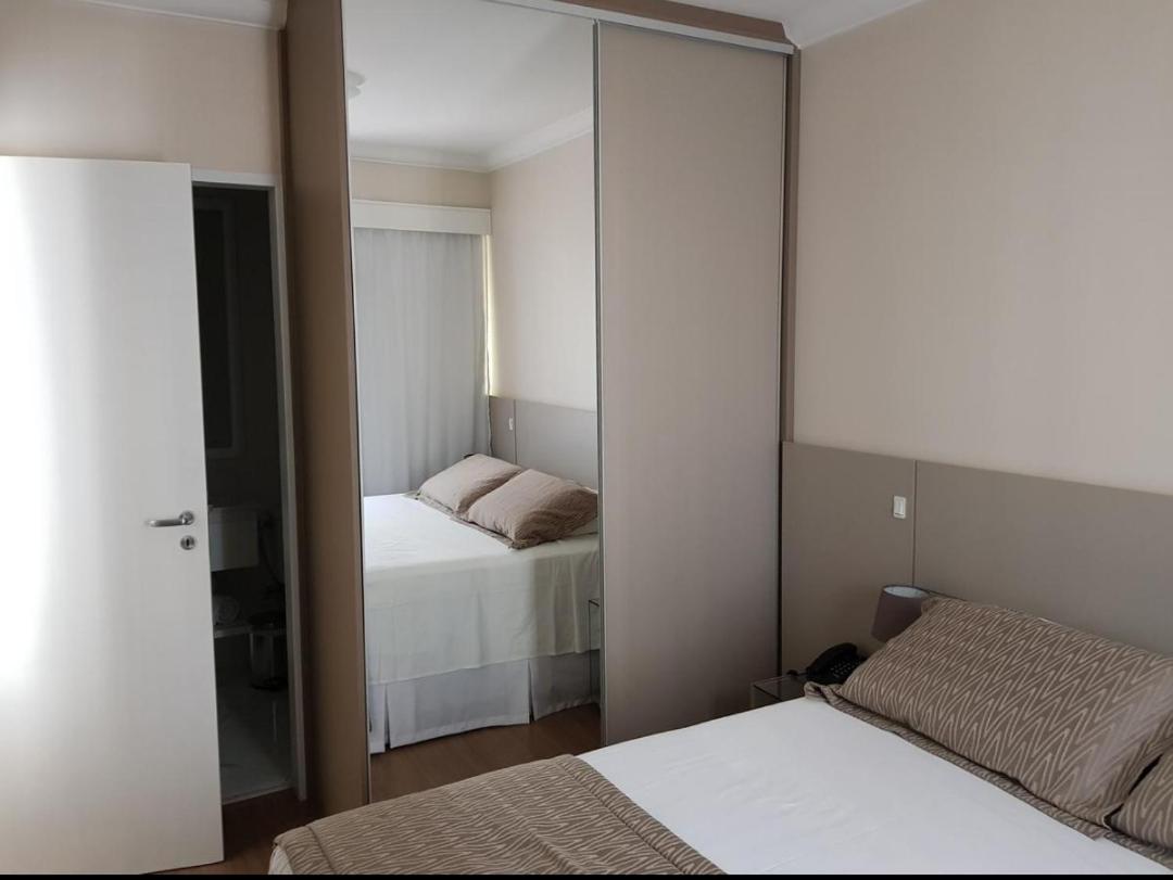 (711) Flat The Palace Moema (Apartamento Particular) - Housity