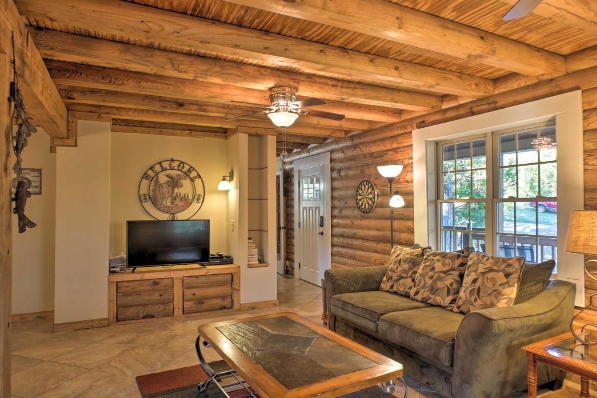 Scottsboro Cabin with Fire Pit and Stocked Pond Access - Housity