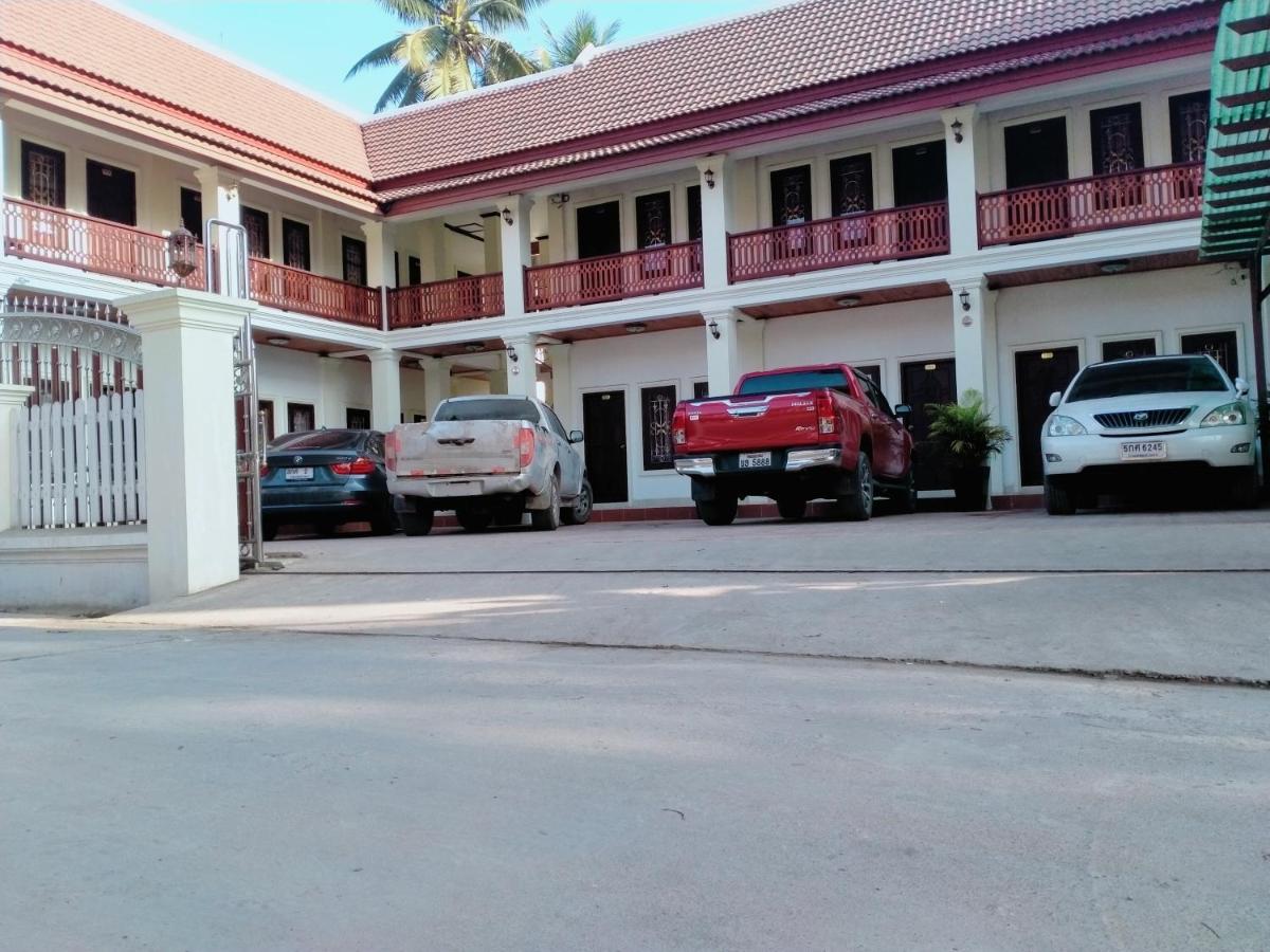 888guest house - Housity