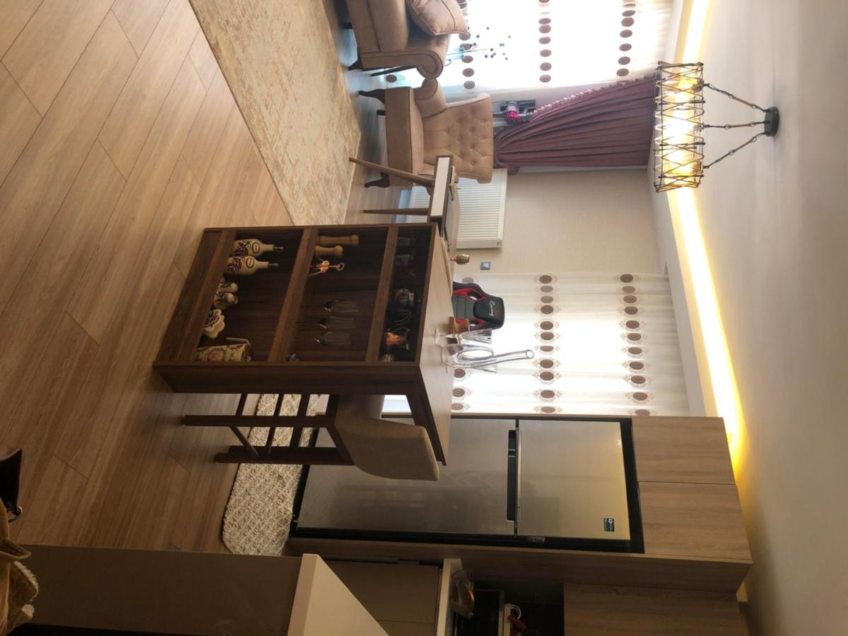 Single Host But Scenic House - Housity