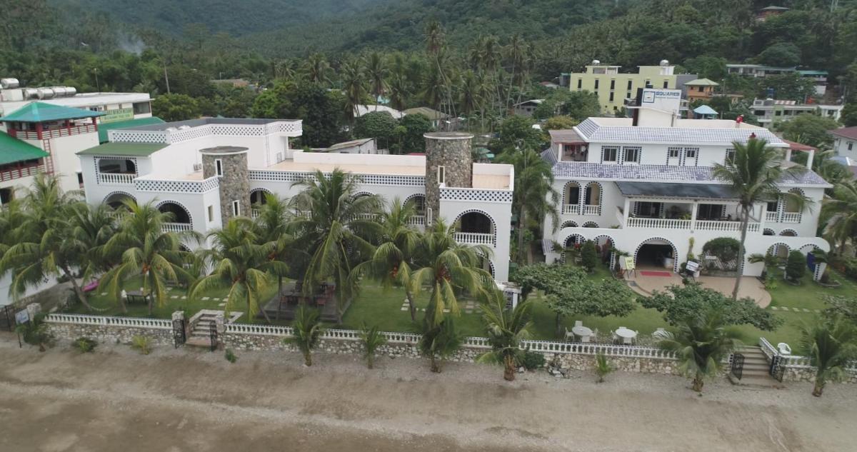 Squares Beachside Apartments - Housity