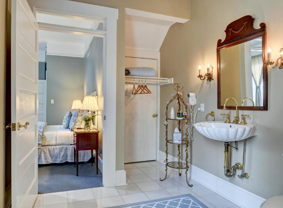 Prairie Guest House - Housity