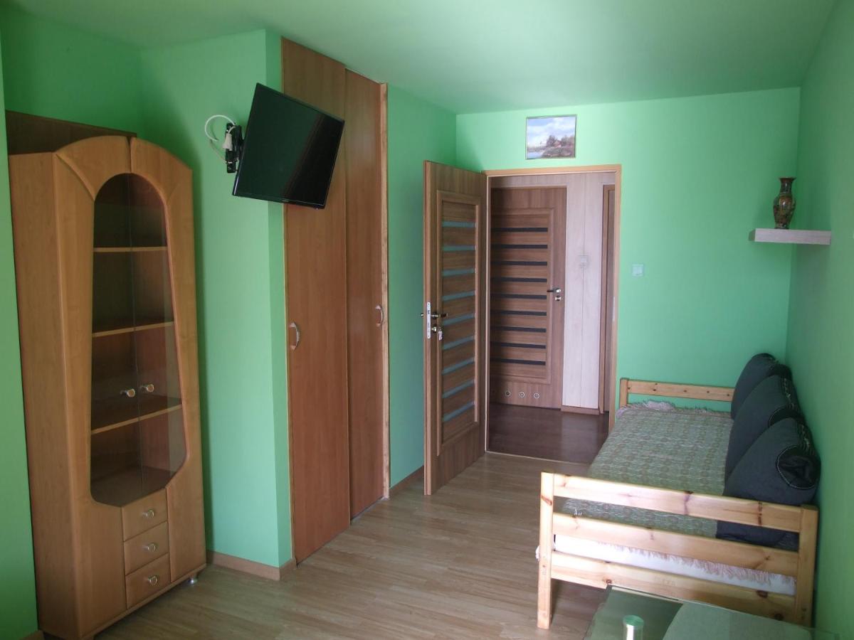 Pokoje na Chacie w Sandomierzu - Housity