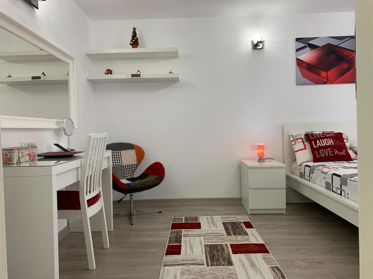 Mery Apartment - Housity
