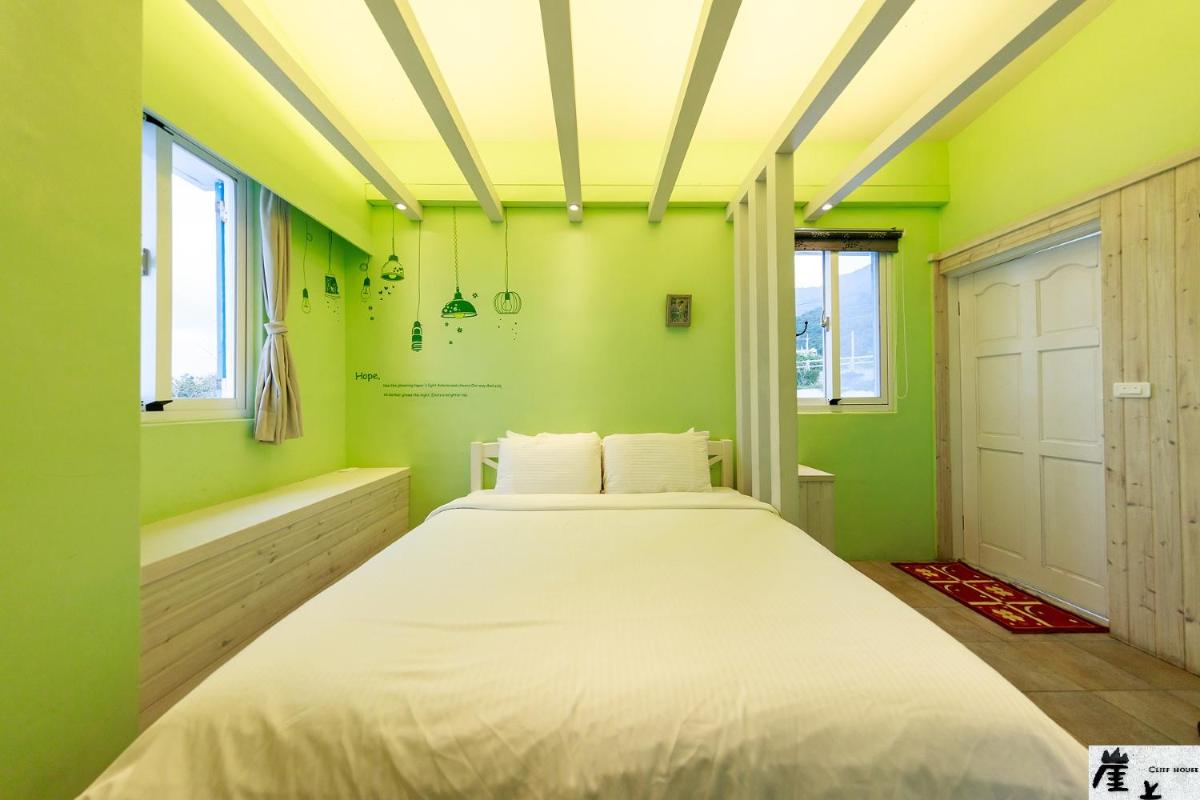 Ya shang min su cliffhouse - Housity