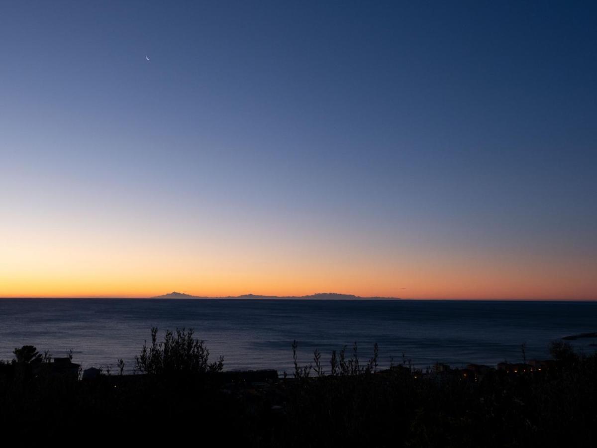 B&B TRA CIELO e MARE - Housity