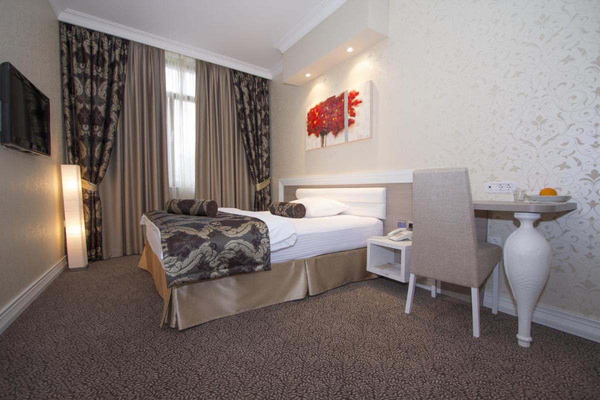 Hotel Talija - Housity