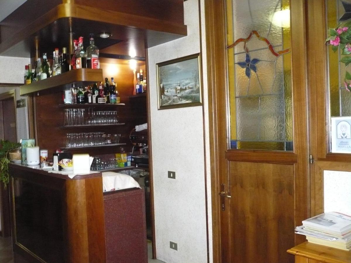 Albergo Mirella - Housity