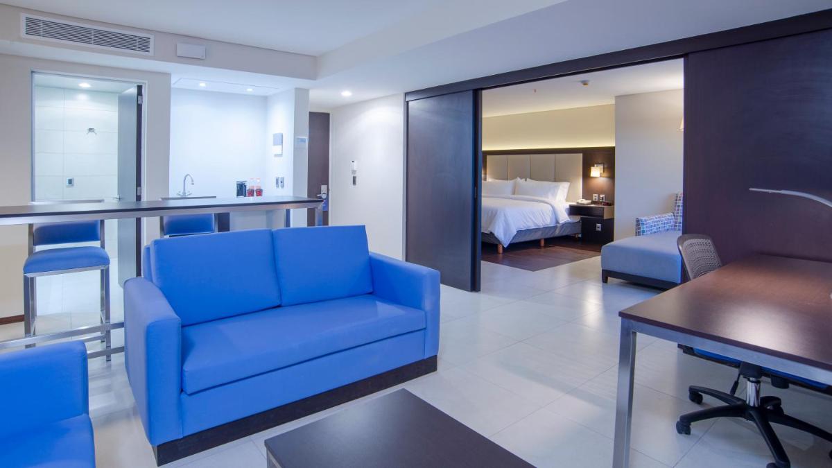 Holiday Inn Express - Mexico Basilica by IHG - Housity