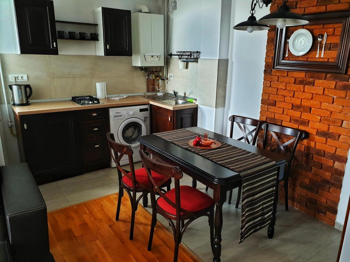 5 Star Residence - Housity