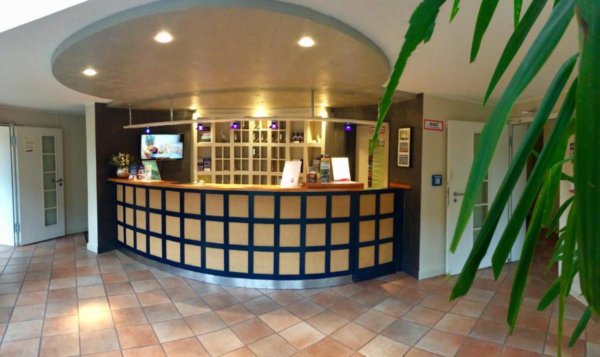 Hotel ARTE Schwerin - Housity