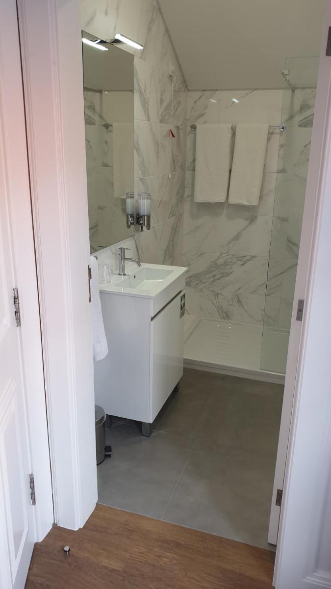 Edificio Charles 303 - Housity