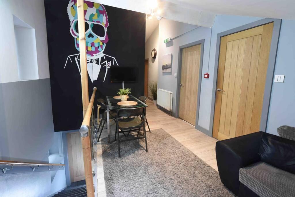 Back Turner Townhouse - Housity