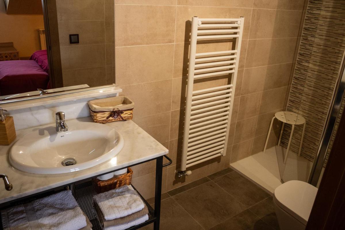 Casa Rural Castil de Cabras - Housity