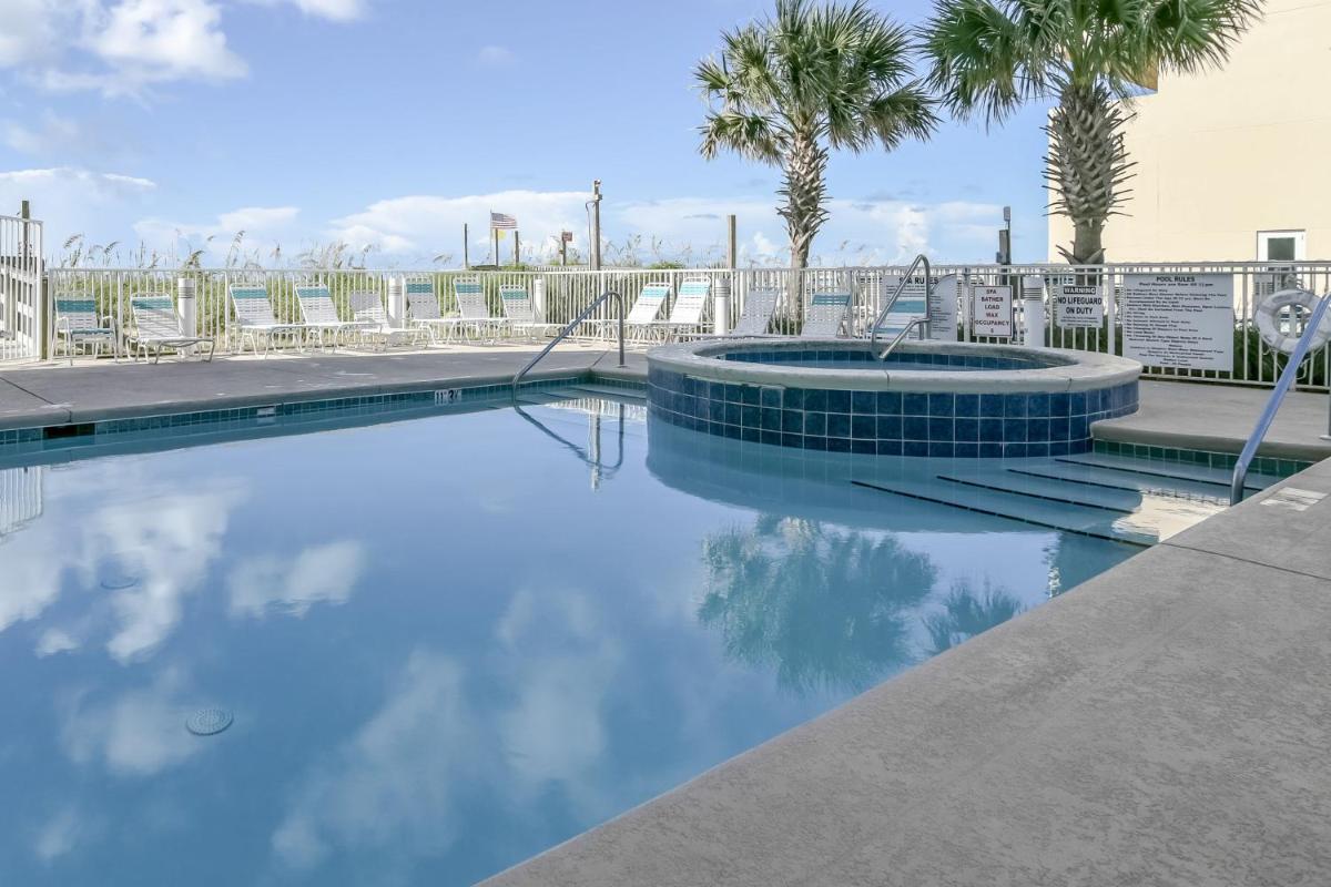 Crystal Shores West - Housity