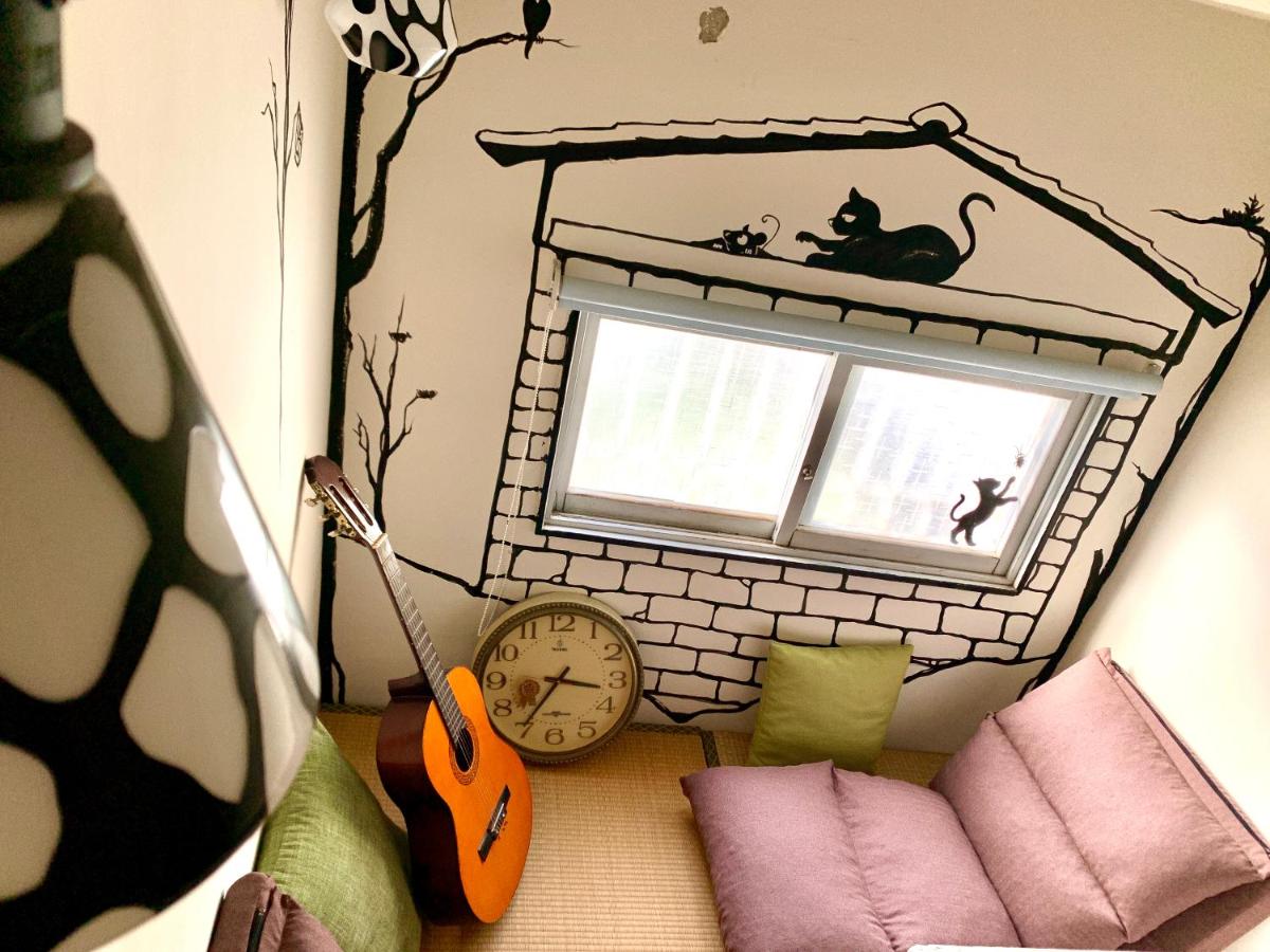 Shadow house - Housity
