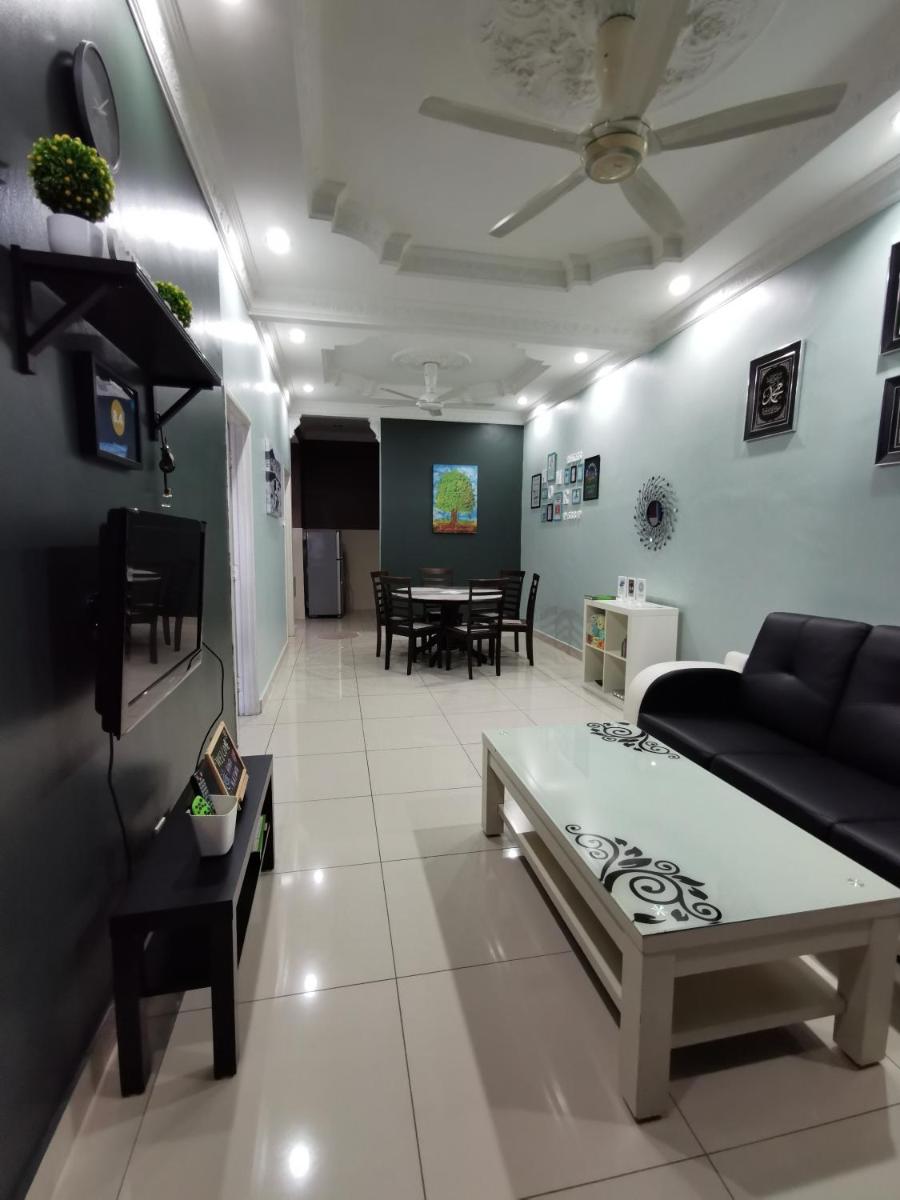 DF ZaheenulFitri Homestay (Muslim Homestay) - Housity