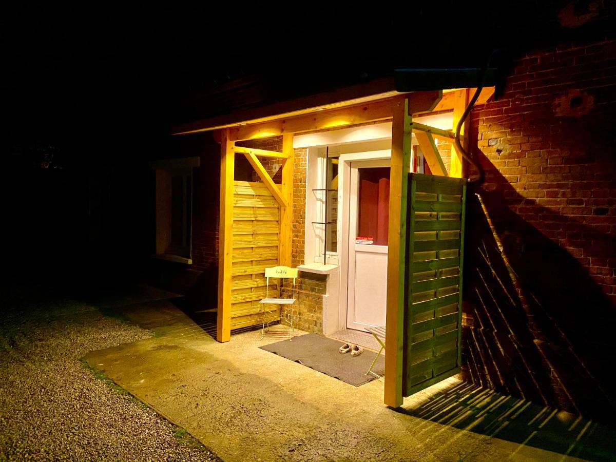 Suite avec Jacuzzi et Sauna Privée - Housity