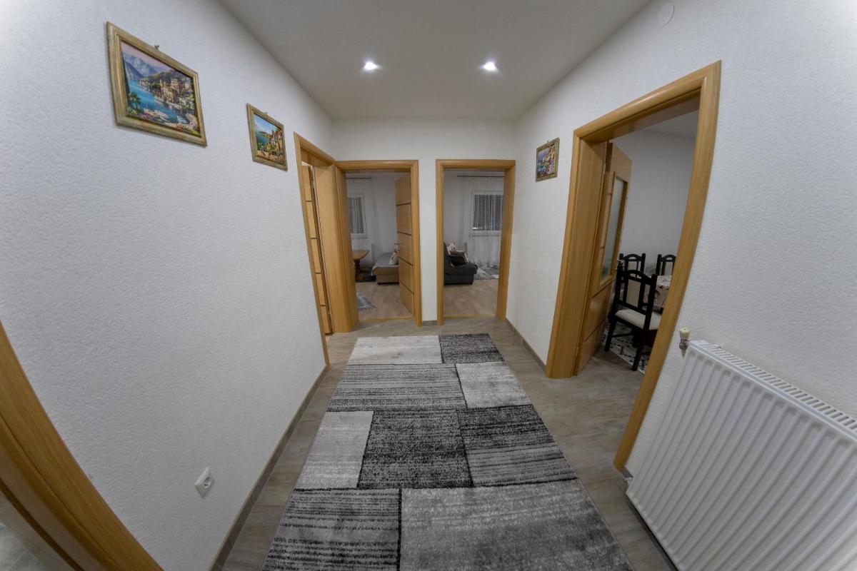 Apartments Aqua Resa - Housity