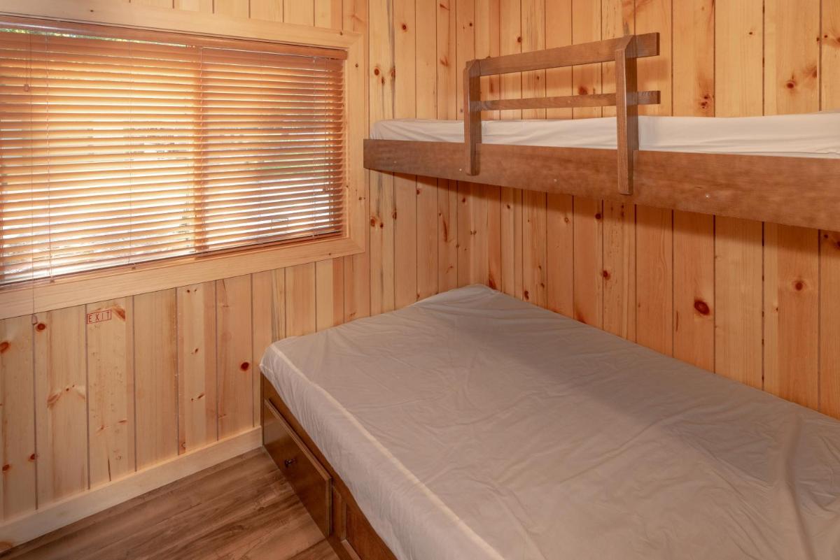 Sun Retreats Seashore - Housity