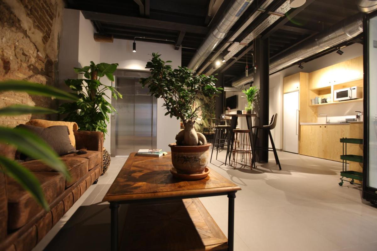 VTZ The Botanic Hostel - Housity