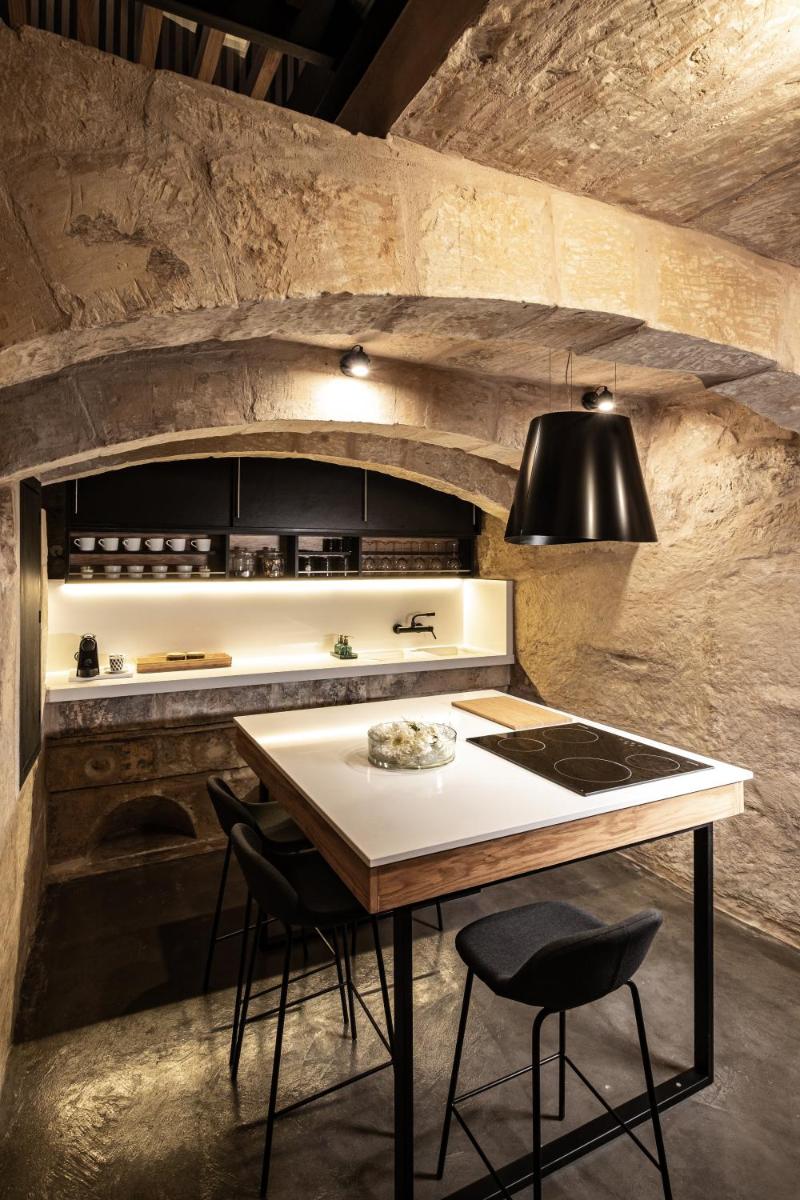 KUCCA Boutique Townhouse - Housity