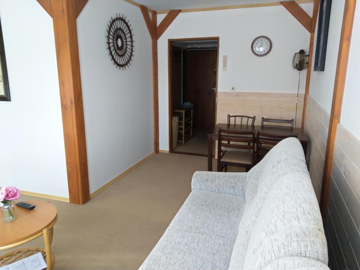 Apartmány U Aničky - Housity