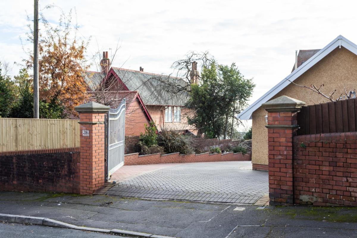 The Garage @ The Old Vicarage - Housity
