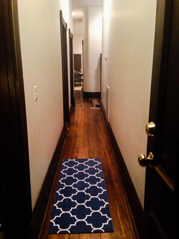 Big Blue House - Near Forsyth Park - Lower Unit - Housity