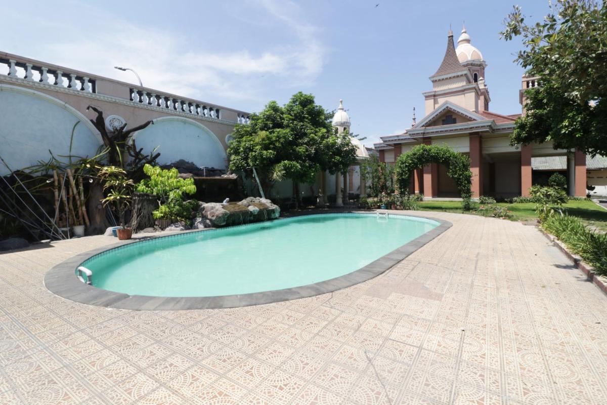 Hotel Antariksa - Housity