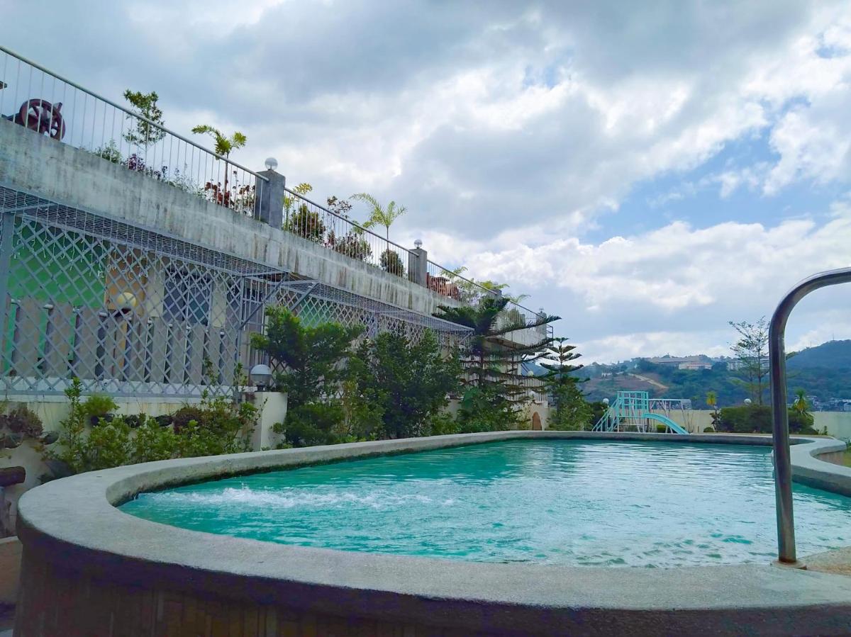 641 F A M I L Y with FREE WIFI & NETFLIX! - Housity